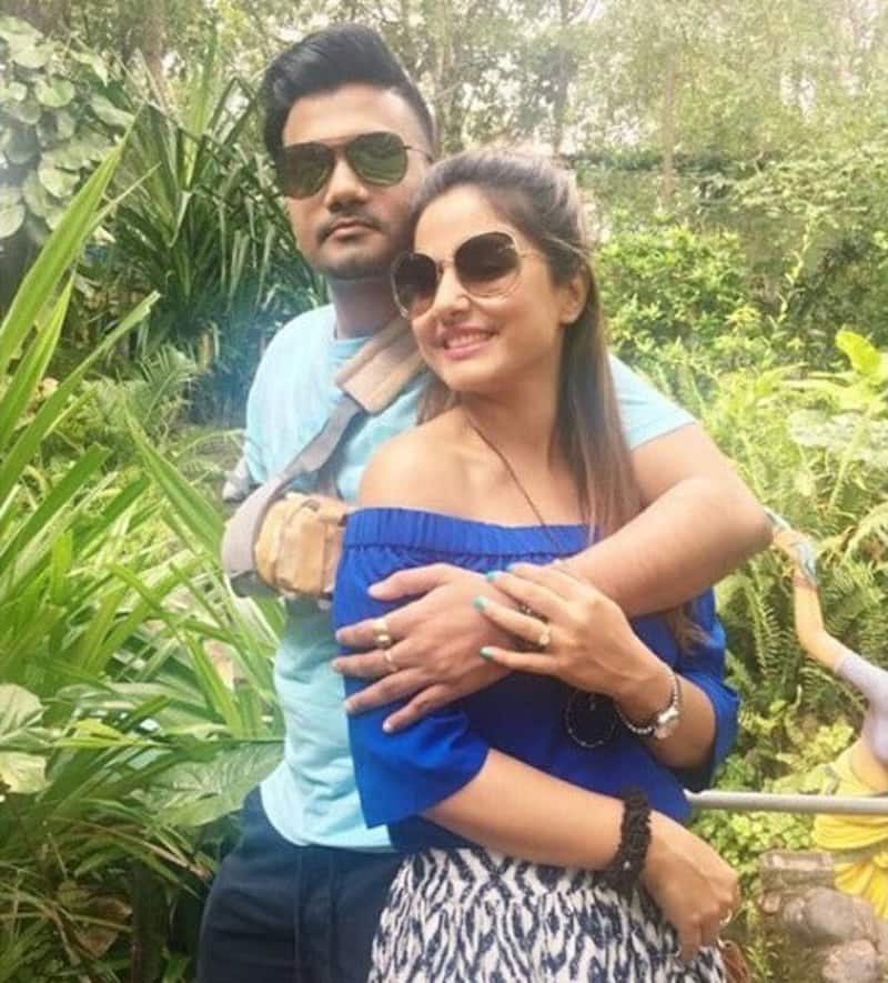 Hina Khan OPENS UP about marrying her long time boyfriend Rocky Jaiswal