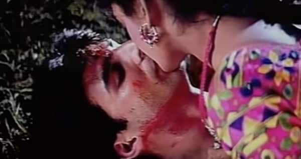 akshay-kiss