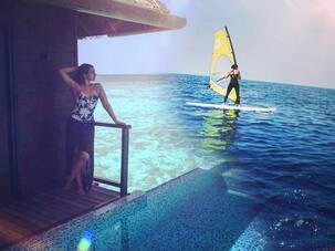 मालदीव में वेकेशन एन्जॉय कर रही हैं दबंग गर्ल सोनाक्षी सिन्हा, पहली बार दिखी स्विमसूट अवतार