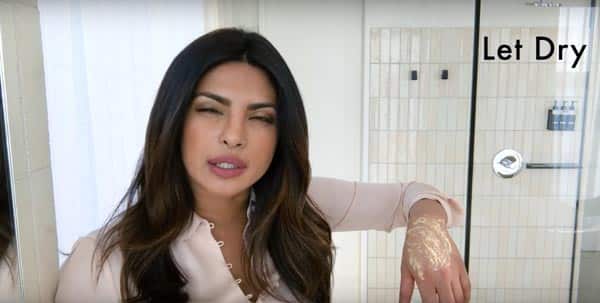Lip-Scrub-Priyanka-Chopra-16