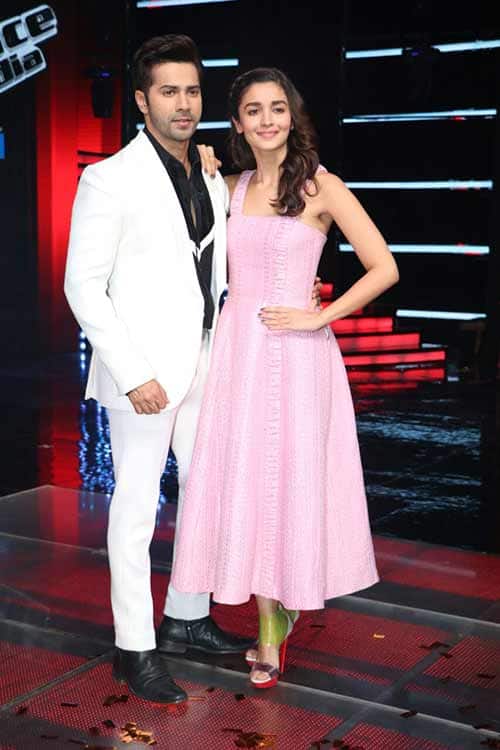 3 pictures of Varun Dhawan and Alia Bhatt from the sets of The Voice ...