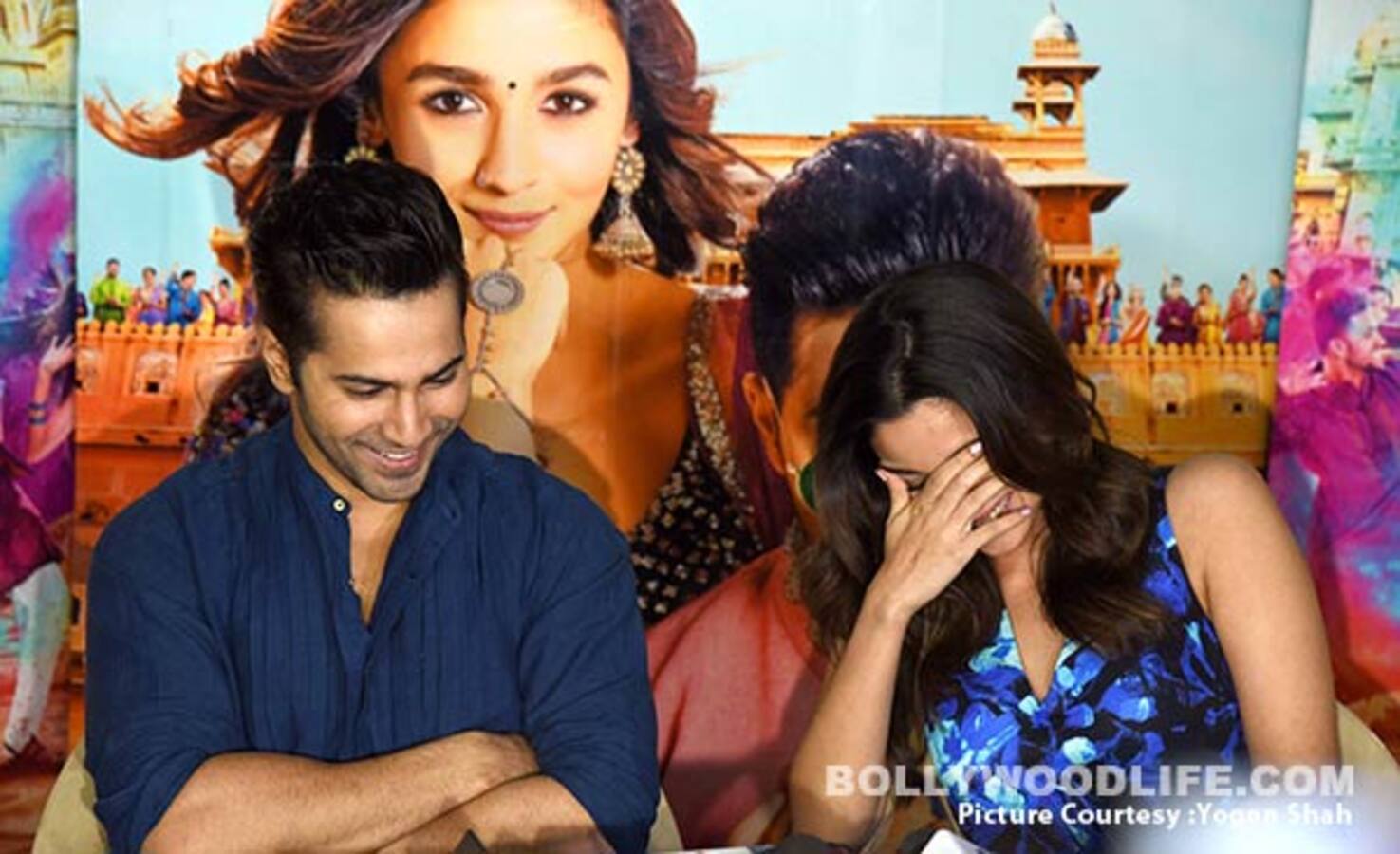 Varun Dhawan calls his hair stylist 'barber' and Alia Bhatt can't stop  laughing - watch video - Bollywood News & Gossip, Movie Reviews, Trailers &  Videos at 