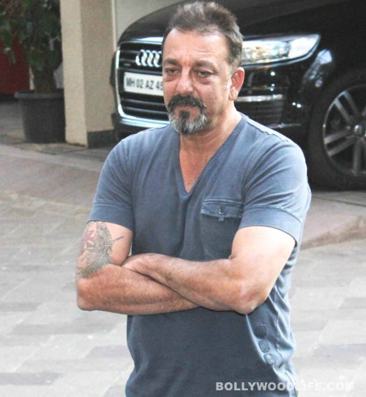 'भूमि' की शूटिंग पूरी होने पर भावुक हुए संजय दत्त