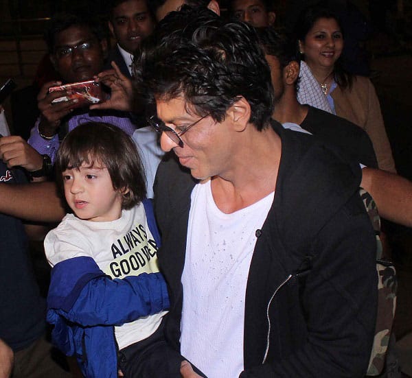 10 pics that prove Abram Khan's fashion is inspired by DADDY COOL Shah Rukh Khan - Bollywood News & Gossip, Movie Reviews, Trailers & Videos at 10 pics that prove Abram Khan's fashion is inspired by DADDY COOL Shah Rukh Khan - Bollywood News & Gossip, Movie Reviews, Trailers & Videos at