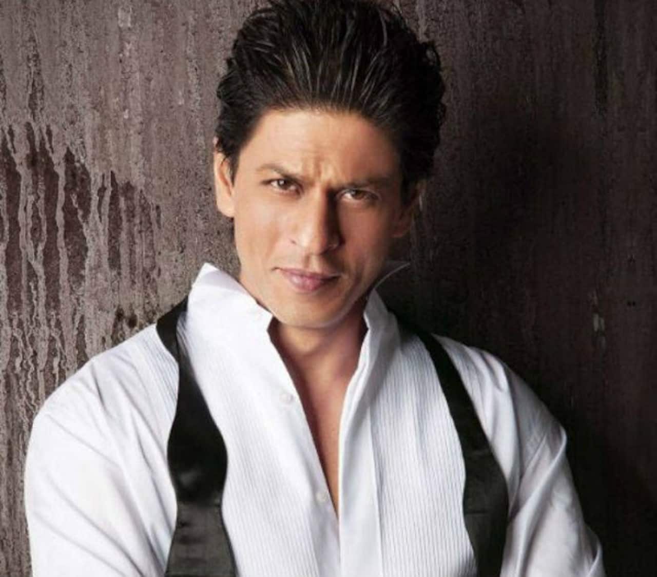 Shah Rukh Khan hates doing love making scenes on screen and the reason might make you blush