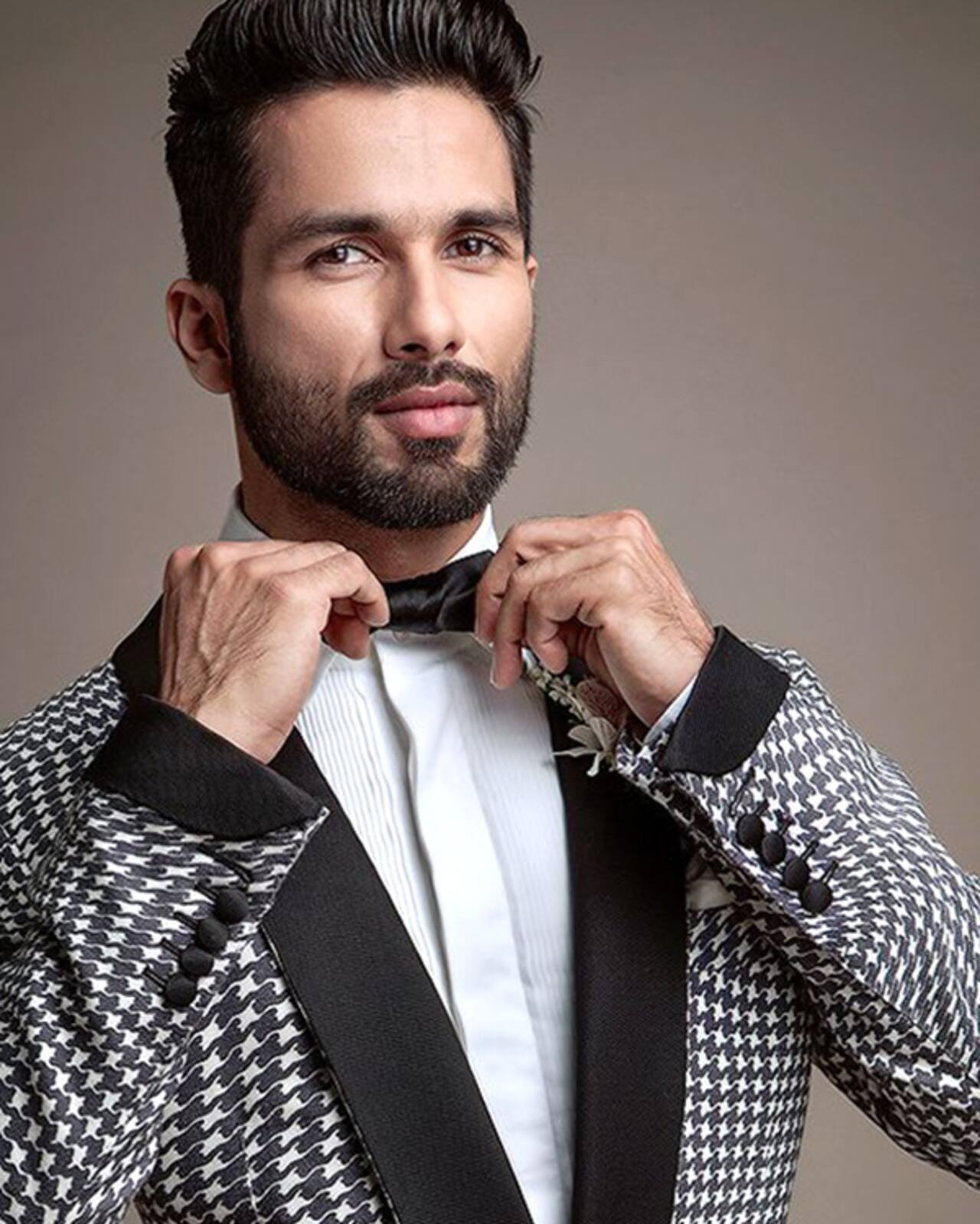 Shahid Kapoor is sure that one of his girlfriends cheated on him, while ...