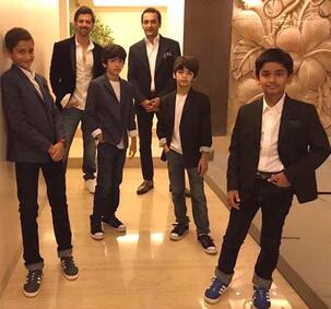 Hrithik Roshan wants a perfect picture but his sons Hrehaan and Hridaan are not interested