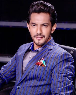 Sa Re Ga Ma Pa L'il Champs 2017 host Aditya Narayan MISBEHAVES with airport staff - read details here