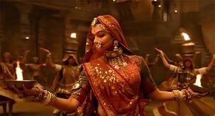 Deepika Padukone leaves Twitterati SPEECHLESS with her Ghoomar song from Padmavati