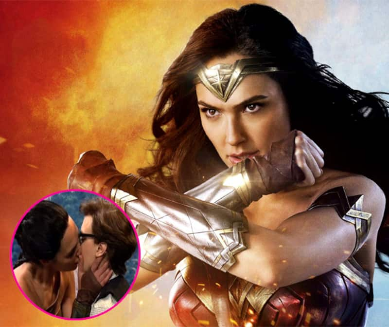 Wonder Woman Actress Gal Gadot Kisses Kate Mckinnon On Saturday Night Live And Twitter Can T