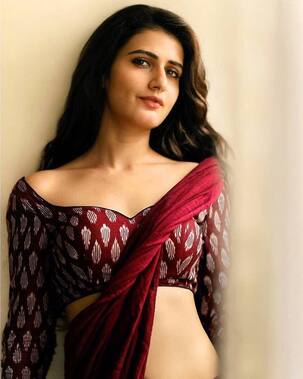 Fatima Sana Shaikh redefines the term 'simple is sexy' as a desi belle in this picture