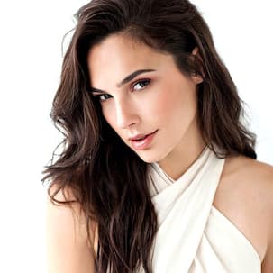 An anonymous author lashes out at Gal Gadot, calls her a 
