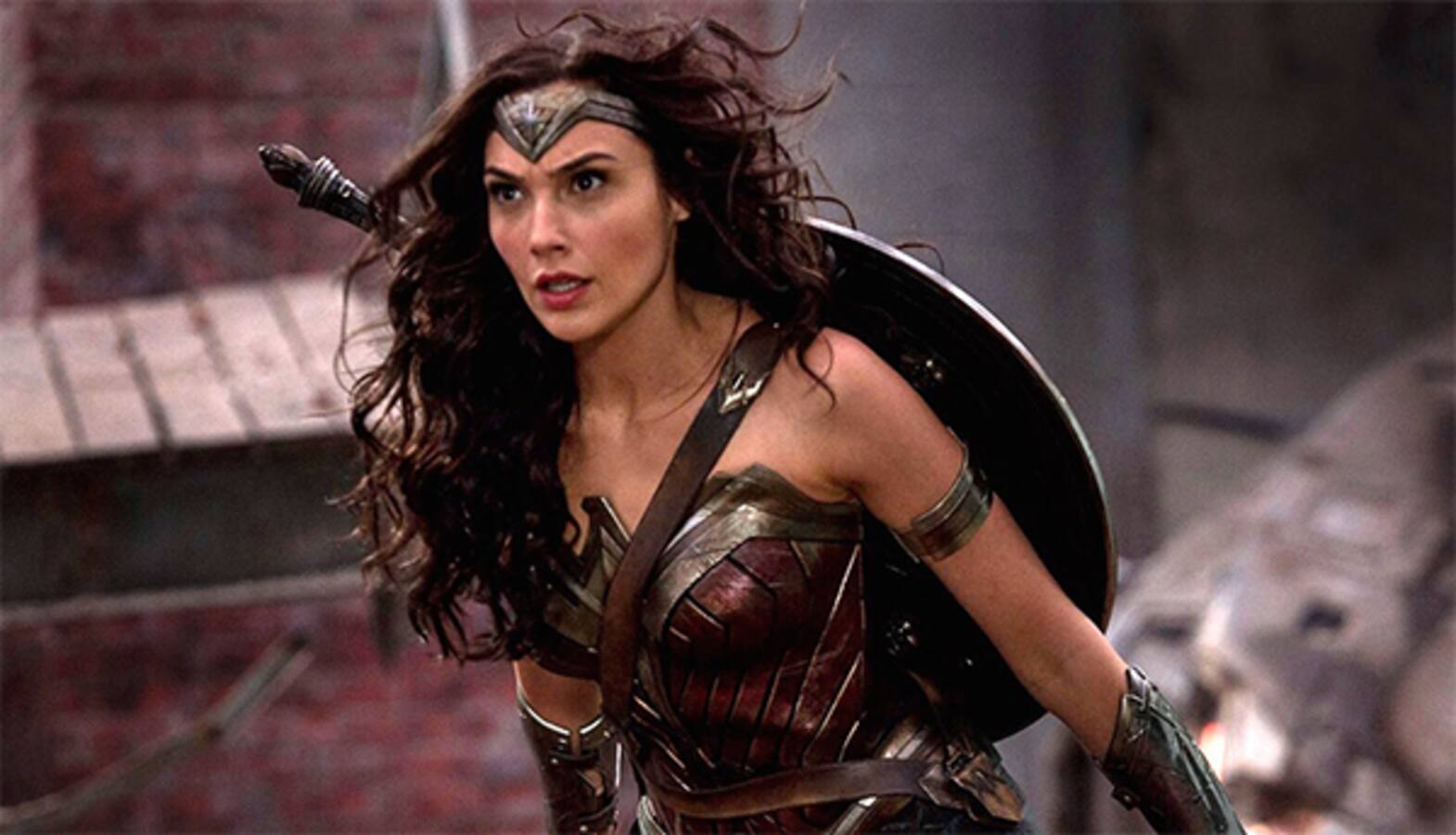 Gal Gadot: I was thinking about quitting acting when Zack cast me as Wonder  Woman in Batman V Superman: Dawn of Justice - Bollywood News & Gossip,  Movie Reviews, Trailers & Videos