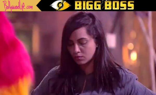 Bigg Boss 11 A Disappointed Upset And Angry Arshi Khan