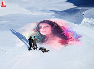 We all want a lover who can paint our portrait on ice just like Salman Khan did for Katrina Kaif in Tiger Zinda Hai