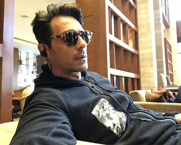 Arjun Rampal is off to Chandigarh for the last schedule of Paltan ...