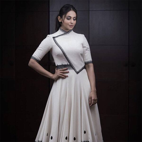 Rakul Preet Gets Slammed By Telugu Actresses For Lying About