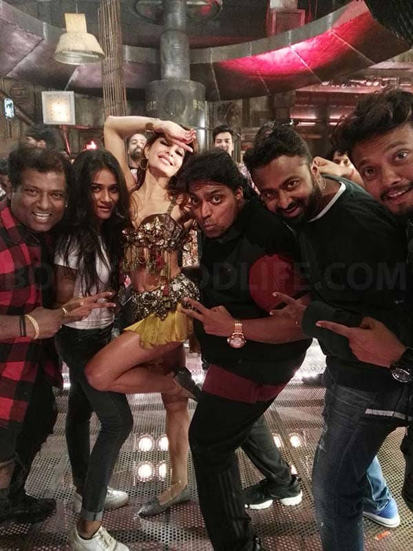 jacqueline fernandez hot sexy profomans jacqueline fernandez hot sexy profomans