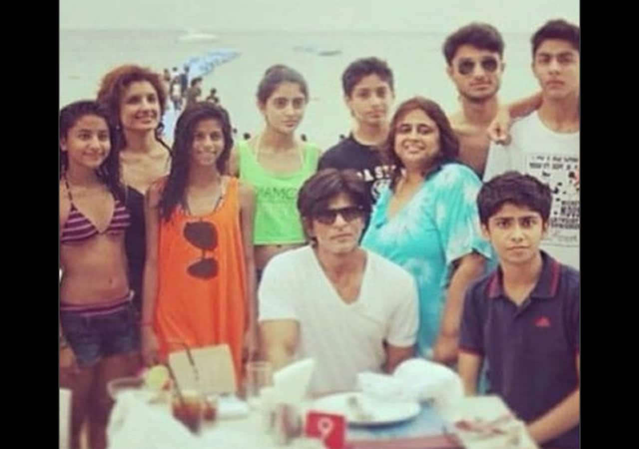 ThrowbackThursday: When Suhana, Aryan and Navya went on a beach vacay  together - Bollywood News \u0026 Gossip, Movie Reviews, Trailers \u0026 Videos at  Bollywoodlife.com, image size:1280x900