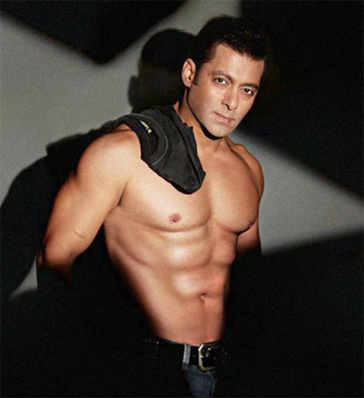In this old interview, Salman Khan reveals the real reason for his shirtless scenes and also who suggested it