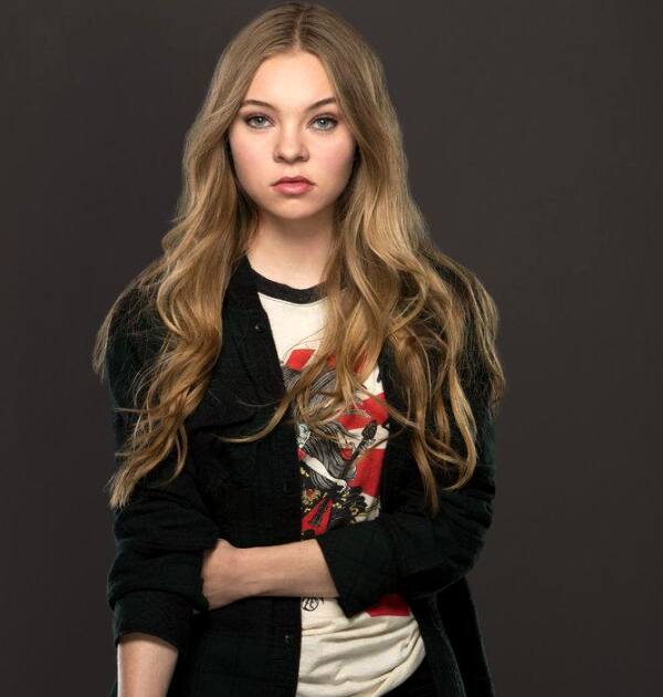 Taylor Hickson biographie