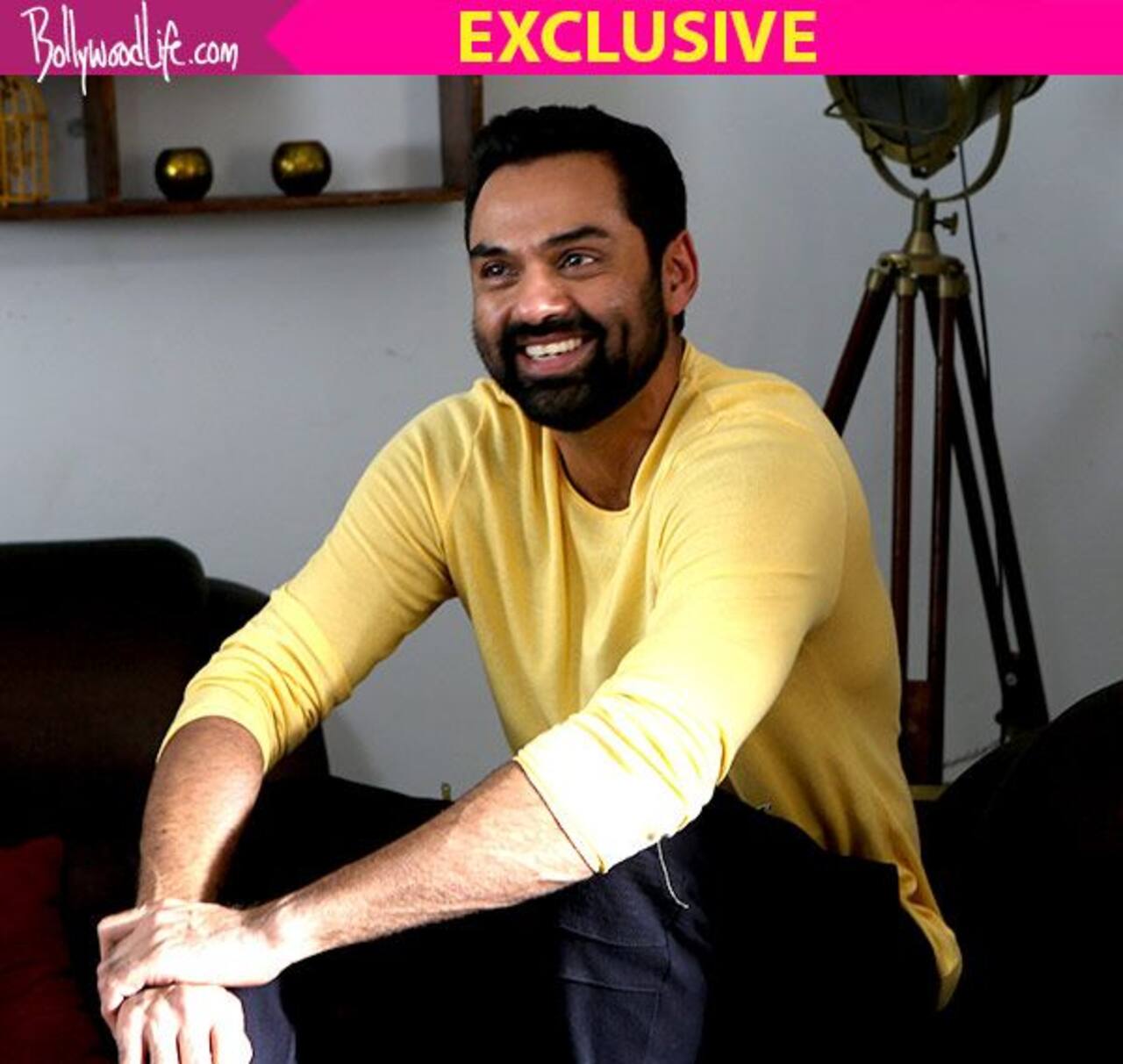 Abhay Deol provides a hilarious twist to Dev D; makes Paro and Chandramukhi lovers in the after life - watch video