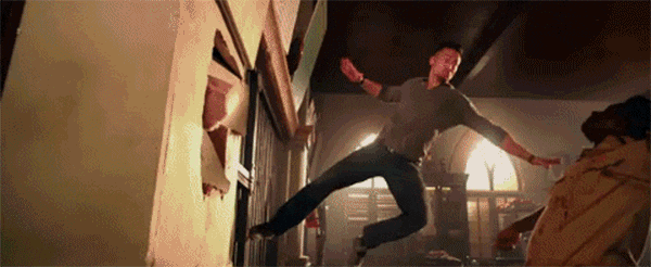 [Image: Baaghi-2.gif]