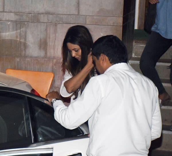 In Pics: Shah Rukh Khan, Alia Bhatt, Ranbir Kapoor, Karan Johar spotted at  Zoya Akhtar's house