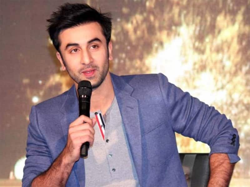 How well does Ranbir Kapoor know 'Jiya Jale' song lyrics from Dil Se? Watch this hilarious video to find out
