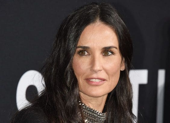 Demi Moore's credit card gets stolen, accused goes on a shopping spree ...