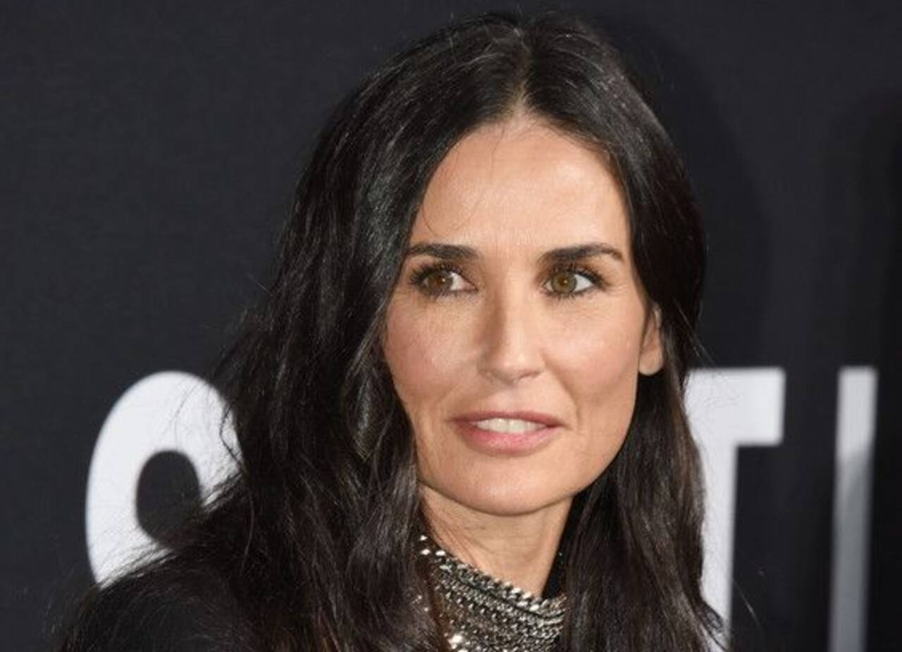 Demi Moore's credit card gets stolen, accused goes on a shopping spree