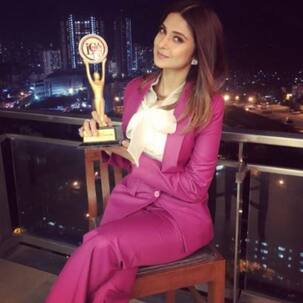 Congratulations! Jennifer Winget becomes the Most Promising Versatile TV Actress of the Year