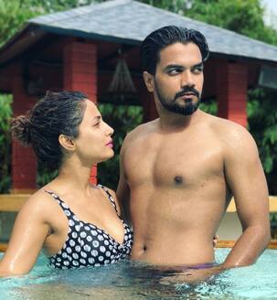 Hina Khan's holiday pictures with beau Rocky Jaiswal will get you in the weekend mode