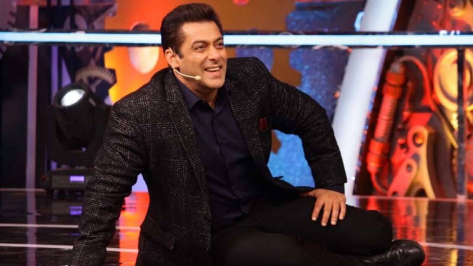 Exclusive: Salman Khan to shine in GOLDEN hues at the Bigg Boss 12 launch -  find out how - Bollywood News & Gossip, Movie Reviews, Trailers & Videos at  