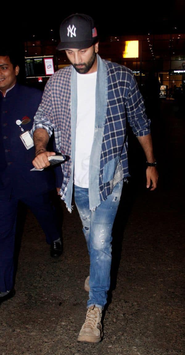 Ranbir Kapoor Looks Dapper In Casual Wear Donning A Cap With Daughter  Raha's Name On It & Shoes Allegedly Costing 6.50 Lakhs That Would Turn Many  Heads!