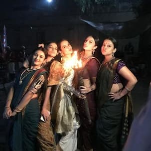 Kangana Ranaut and her girls celebrate the stupendous response to Manikarnika – watch video here