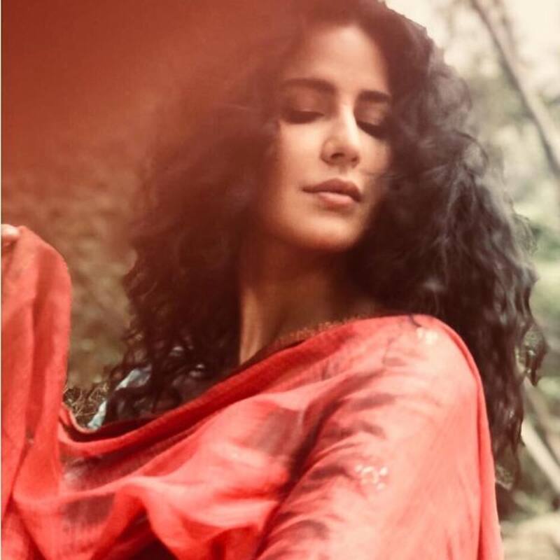 Katrina Kaif Looks Breathtakingly Beautiful As She Nails The Curly Hair Look On The Sets Of