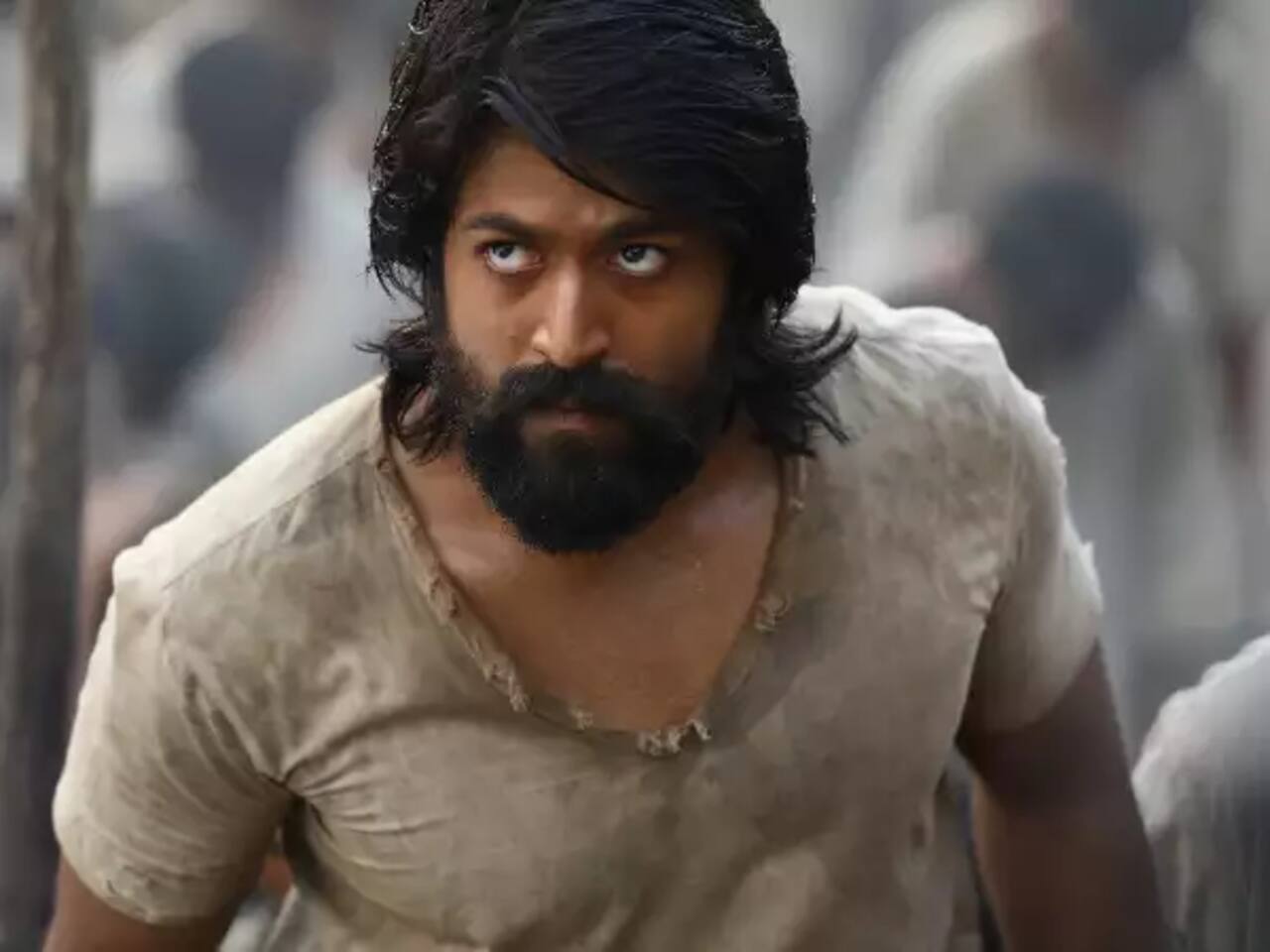 EXCLUSIVE! KGF actor Yash reacts to clashing with Shah Rukh Khan ...