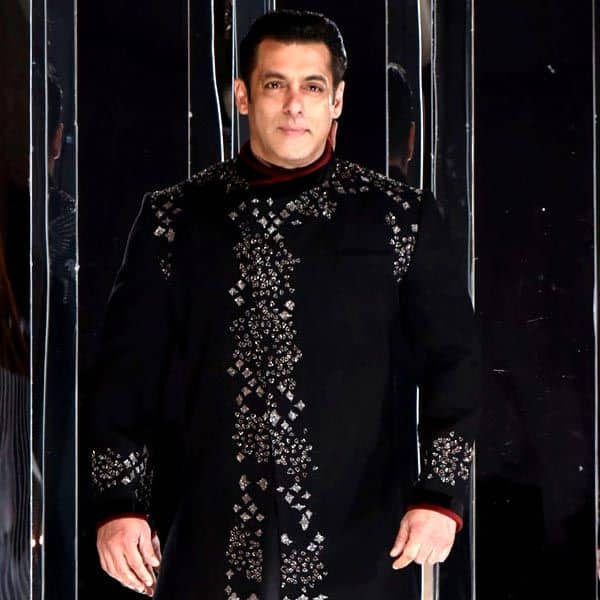 Tarot predicts that birthday boy Salman Khan will give marriage a