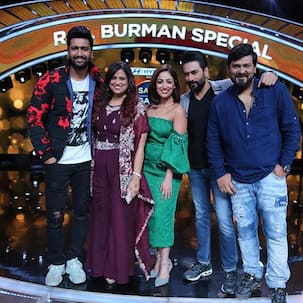 Sa Re Ga Ma Pa: Vicky Kaushal and Yami Gautam have a party on the singing reality show as they promote Uri - view pics
