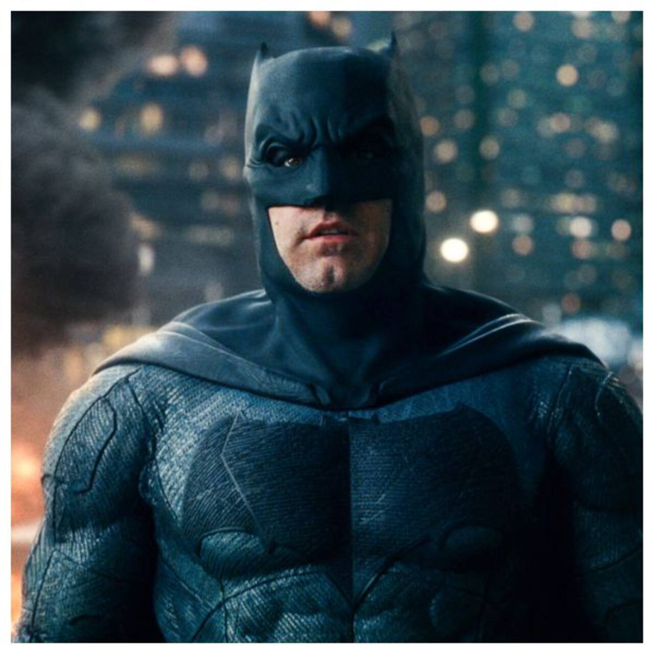 Ben Affleck kisses Batman goodbye leaving several fans DISAPPOINTED ...