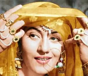 On Madhubala's 86th birth anniversary, here's revisiting the iconic romantic songs from her films