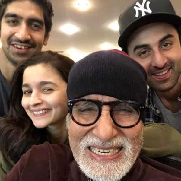 Brahmastra: Ranbir Kapoor & Alia Bhatt Unveil Their Films Logo At Kumbh Mela