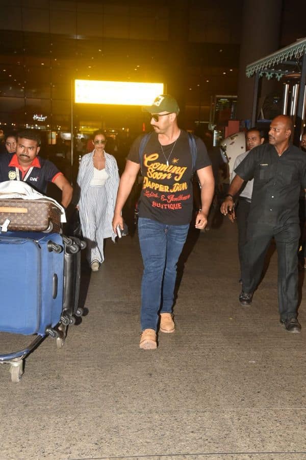 Arjun kapoor and Malaika arora back from Maldives Holiday - Pictures 2 IMG 20190401 WA0004 Arjun kapoor and Malaika arora back from Maldives Holiday - Pictures
