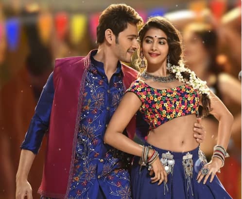 Image result for pooja hegde at maharshi pre release