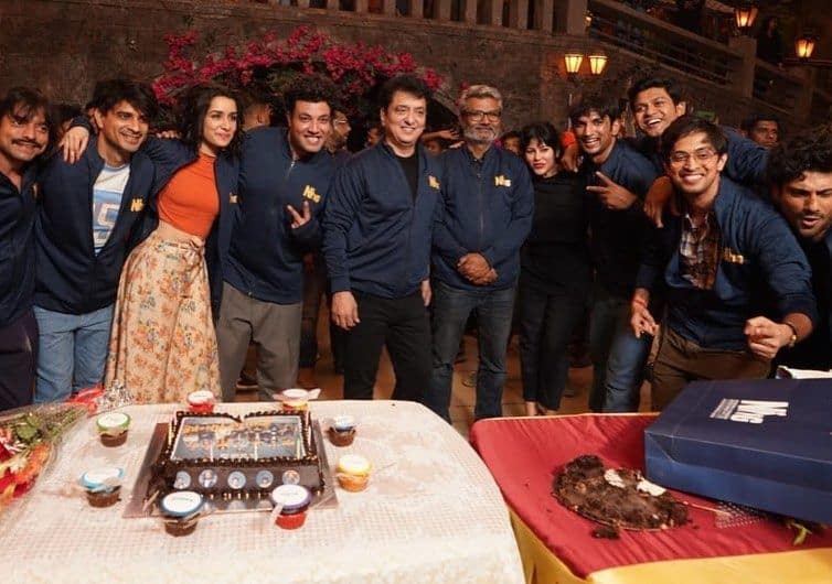 Shraddha Kapoor cuts cake and cheers with Sushant Singh Rajput to ...