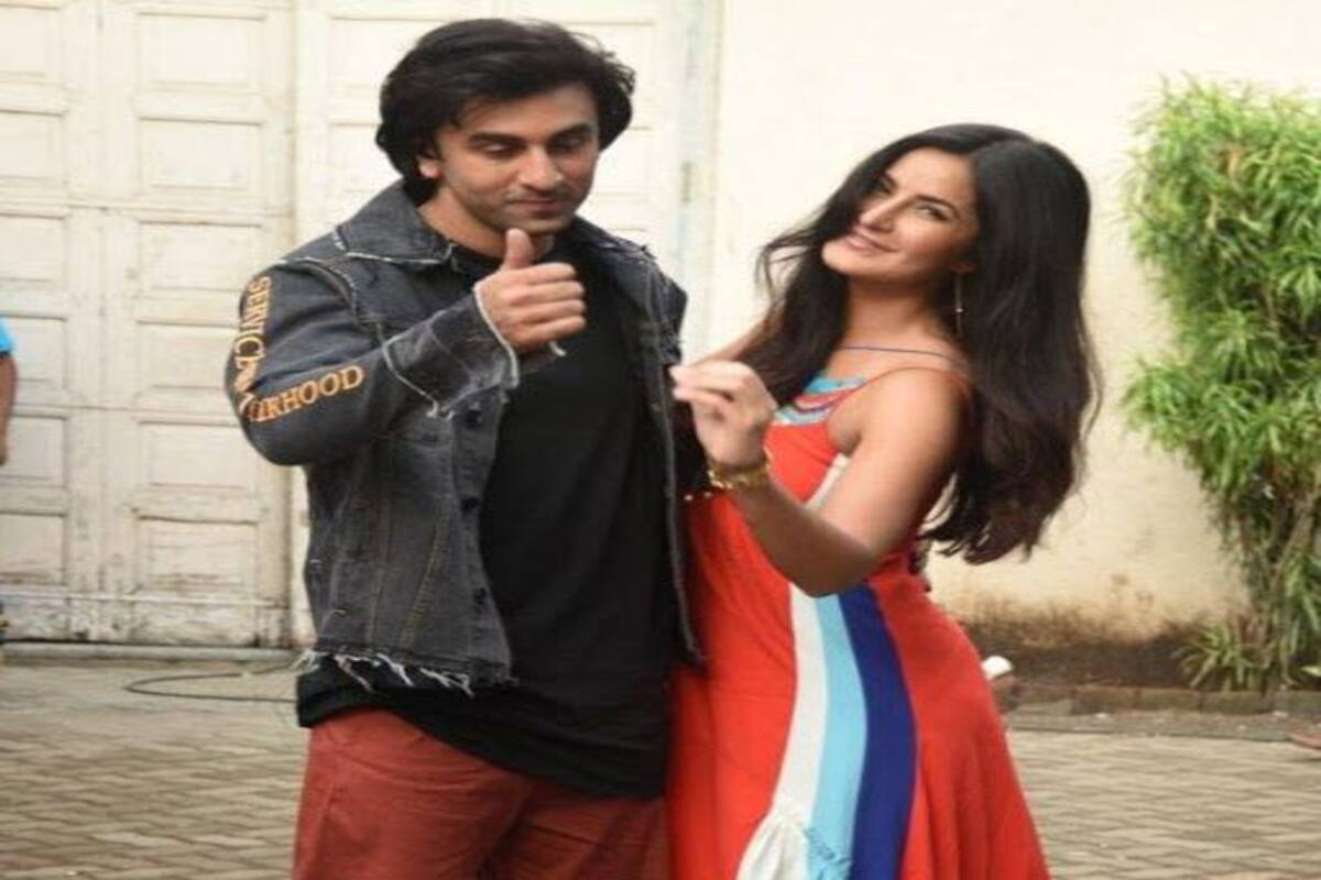 Katrina Kaif Reveals That Social Media Recluse Ranbir Kapoor Was The One Who Taught Her To Use Instagram Bollywood News Gossip Movie Reviews Trailers Videos At Bollywoodlife Com