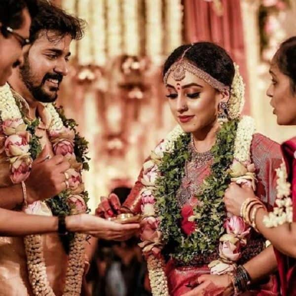 Pearle Maaney and Srinish Aravind celebrate Their 3rd Wedding anniversary  At A Special place,ഒത്തുചേര്‍ന്നിട്ട് മൂന്ന് വര്‍ഷം; വിവാഹവാര്‍ഷികം  ആഘോഷിക്കനായി പേളിയും ശ്രീനിയും ഒരു ...