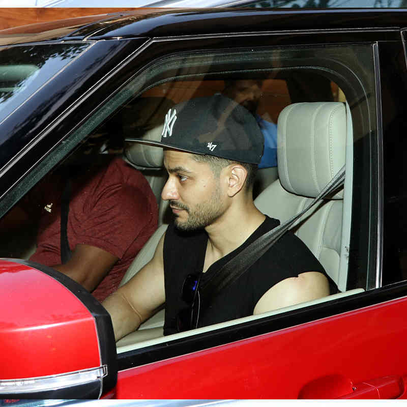 Taim Ali Taimur Ali Khan spent his Sunday with sister Inaya, Saif Ali Khan, Soha ...