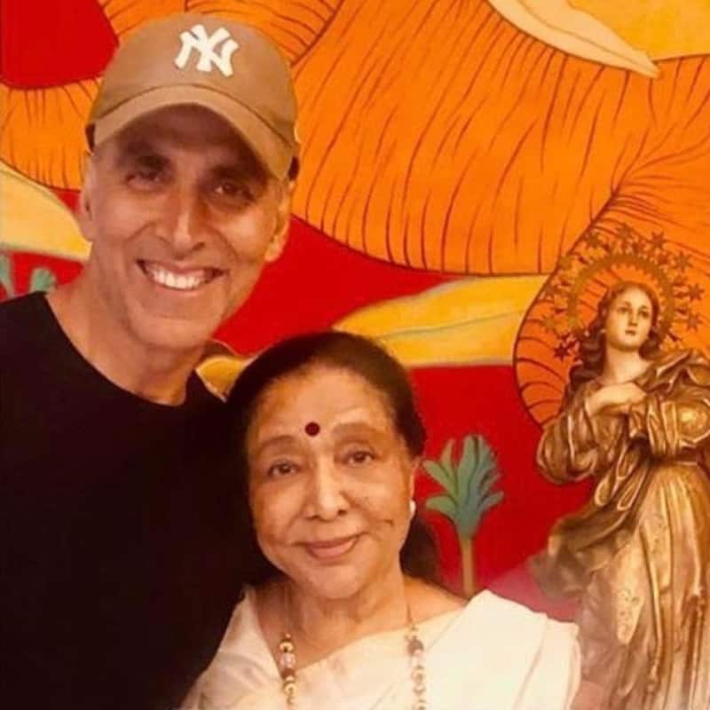 Akshay Kumar's 'chai pe charcha' with singing legend Asha Bhosle exudes pure warmth - view pic